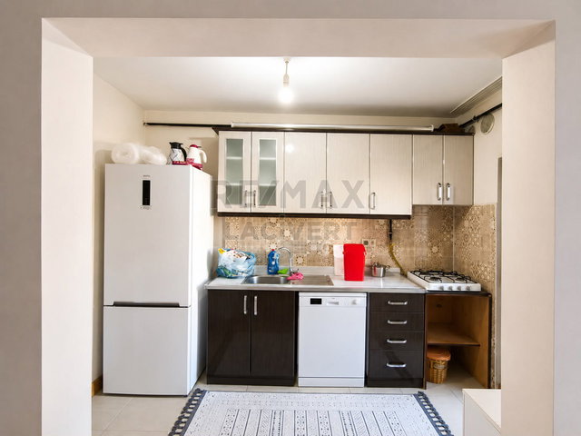 RE/MAX LACİVERT'TEN ABDURRAHMAN GAZİ TOKİLER'DE KİRALIK 2+1 DAİRE