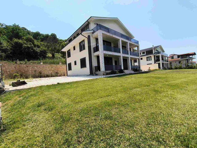 KOCAELI MAŞUKIYE'DE LÜKS 9+1 VILLA "EŞSIZ BIR YAŞAM DENEYIMI"