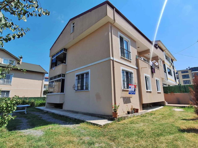 KARTEPE FSM'DE GENİŞ ARSA PAYLI 3+1 SATILIK DAİRE