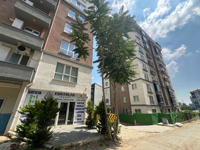 PENDİK VELİBABA MAHALLESİ'NDE SATILIK 2+1 BOŞ DAİRE