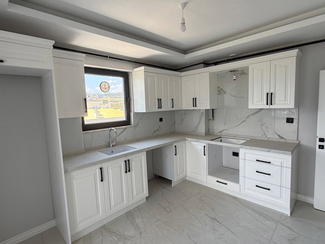 POLATLI BULVARINA CEPHE NET 130 M2 SATILIK 3+1 DAİRE