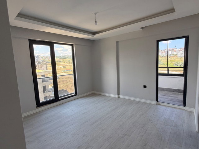 POLATLI BULVARINA CEPHE NET 130 M2 SATILIK 3+1 DAİRE