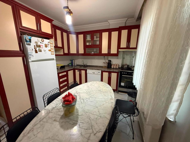 SULTANGAZİ İSMETPAŞA'DA SATILIK 3+1 95 M² DAİRE