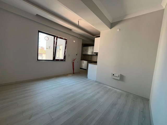REMAX MID 'DEN SATILIK 1+1