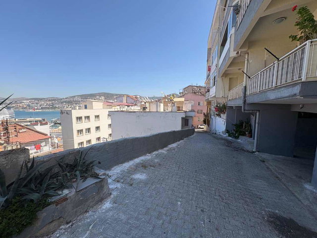 KUŞADASI HACIFEYZULLAH MAH 2+1 GÜVERCİN ADA SAHİL MARİNA EGE PORT'A 5DK