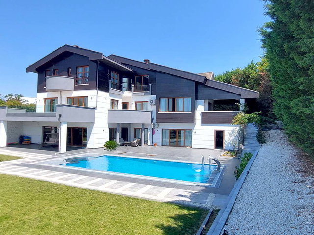 EKIN KONAKLARI | VILLA , A TIPI, 7+2, GÖL MANZARALI, ÖZEL HAVUZ