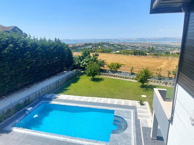 EKIN KONAKLARI | VILLA , A TIPI, 7+2, GÖL MANZARALI, ÖZEL HAVUZ