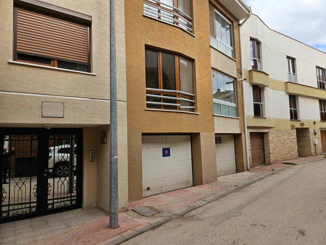 REMAX MOD'DAN SÜMER MAH. ÖZEL GARAJLI KİRALIK 2+1 DAİRE