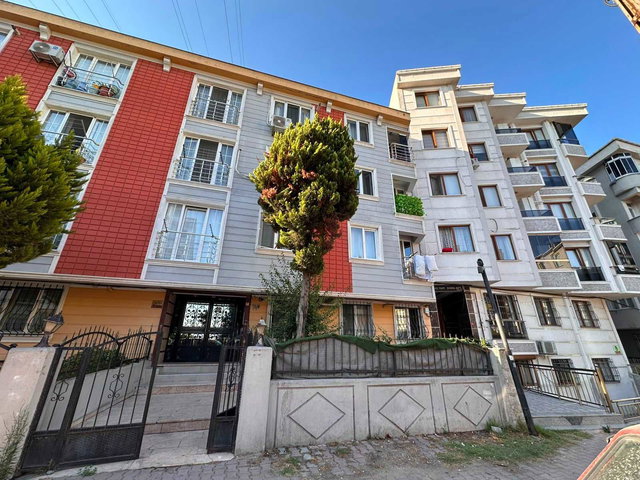 TORİUM VE METROBÜSE YAKIN 2+1 SATILIK DAİRE