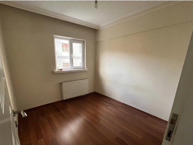 ANKARA MAMAK’TA 3+1 | 110 M² BRÜT | BALKONLU | DOĞALGAZ KOMBİLİ | BOŞ KİRALIK DAİRE
