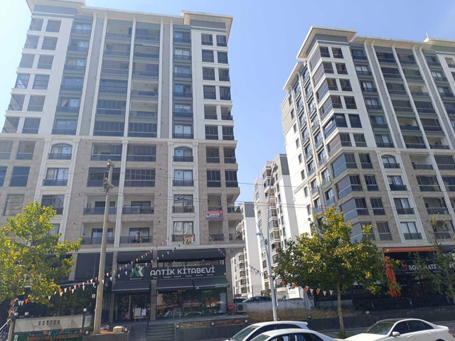 50M LİK YOL KALBİNDE 4.5+1 230 M² ULTRA LÜX DAİRE KARAYIL SİTESİ