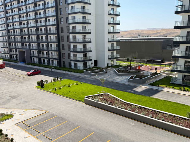 NATURA PORTTA B BLOKTA 1+1 FIRSAT YAN YANA İKİ DAİRE