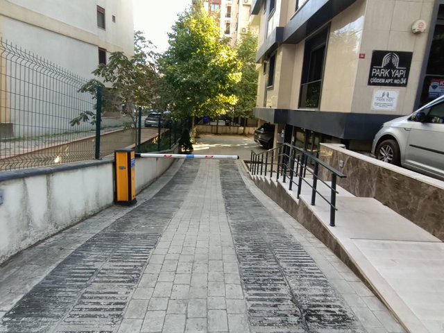 KADIKÖY GÖZTEPE’DE 2018 YAPIMI, BALKONLU 1.5+1 EŞYALI KİRALIK DAİRE