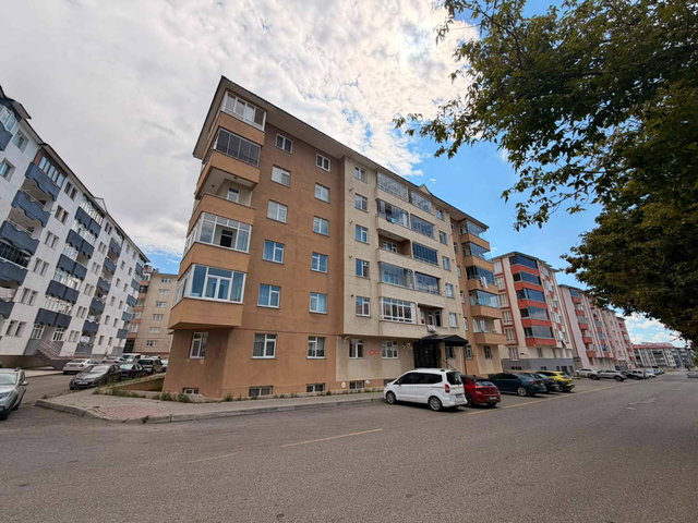 REMAX ARTIS'TEN KOMBINADA KIRALIK FUL EŞYALI 2+1 DAIRE