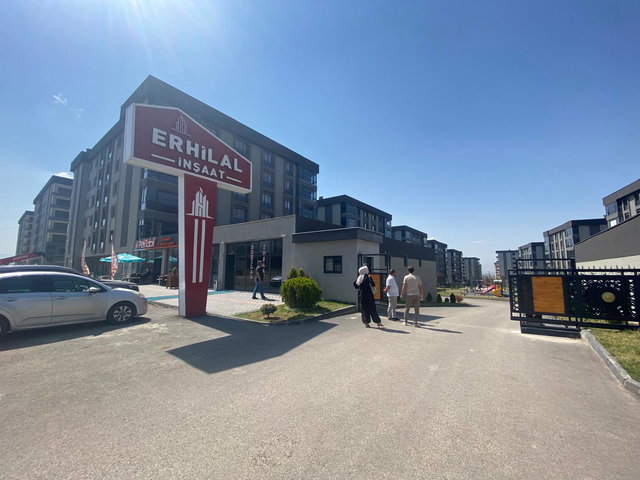 REMAX ARTIS'DEN BILKENT'IN KARŞISI'NDA LÜKS SATILIK 4+1 DAIRE