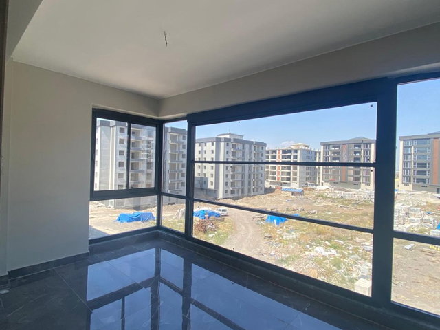 REMAX ARTIS'DEN BILKENT'IN KARŞISI'NDA LÜKS SATILIK 4+1 DAIRE