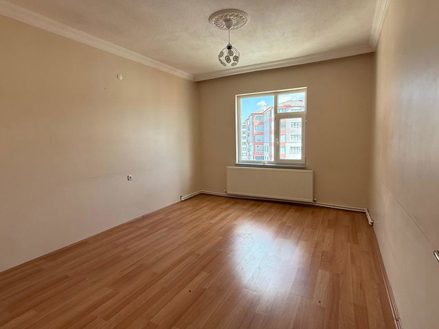 REMAX KEY'DEN KENTPARKTA SATILIK 3+1