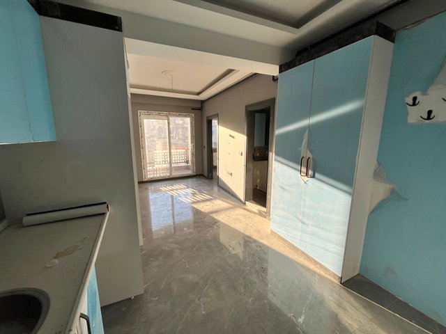 MENEMEN MERKEZDE ÇARŞIDA SIFIR 1+1 KİRALIK DAİRE