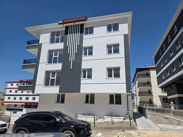 FEVZİ ÇAKMAK’TA SIFIR 3+1  2 BANYO  VE GIYINME ODALI BALKONLU  120 M² NET