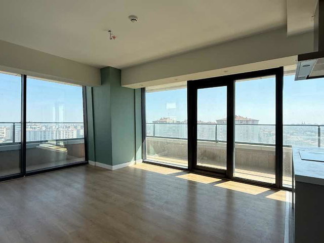 AKROS İSTANBUL’DA 12. KAT  2+1  KÖŞE BALKONLU 140 M² KİRALIK DAIRE