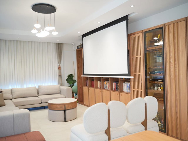 REMAX MODEL DEN GERZELE ASUDE EVLERINDE 4+1 SATILIK DAIRE
