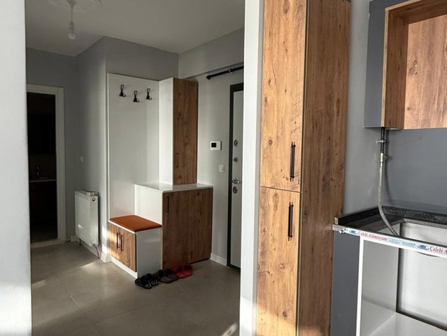 REMAX KEY'DEN SATILIK ÜNIVERSITE BÖLGESINDE 2+1 DAIRE