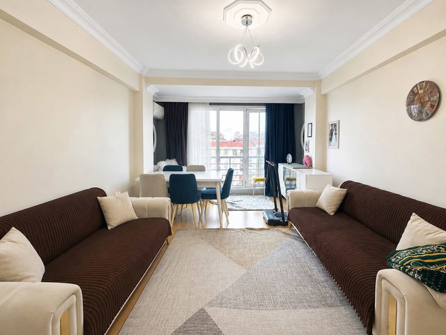 ESENYURT YEŞİLKENT’TE SATILIK FERAH 2+1 DAİRE