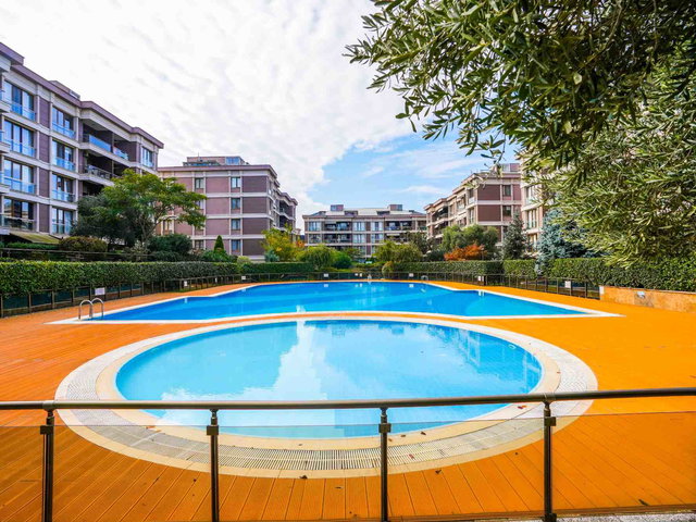 REMAX OYA DOĞAN ÇEKMEKÖY BEŞYILDIZ MİRA EVLERİ SATILIK 3+1