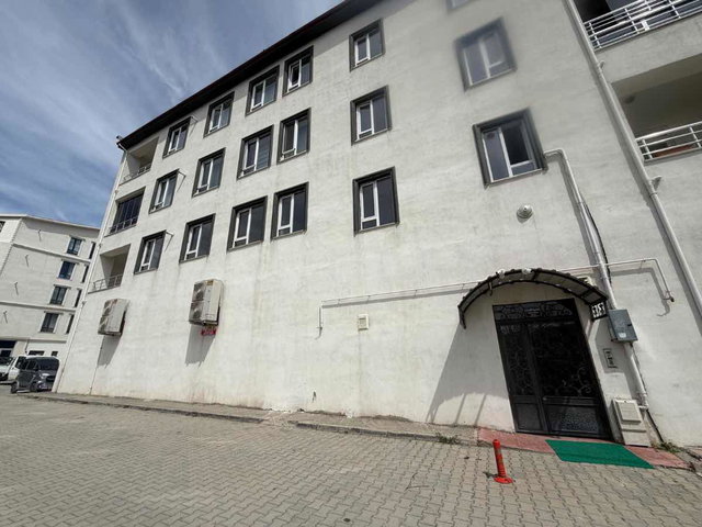 REMAX DEM'DEN 13 ŞUBAT CADDESİNDE 4+1 SATILIK DAİRE