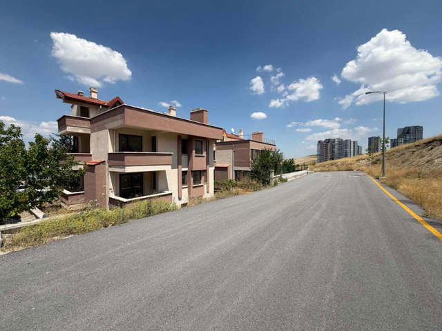 ATAGAZI KENT SITESI 4+2 NATAMAM VILLA / REMAX ENBATI
