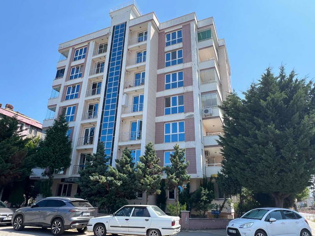 YENİMAHALLE TRAMVAY ALTINDA TAMAMEN YENILENMIŞ SATILIK 3+1 DAIRE