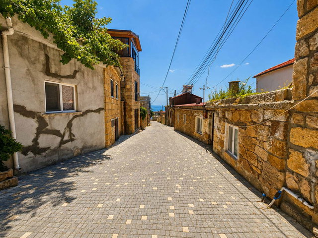 ÇANAKKALE ASSOS KAYALAR MÜSTAKİL SATILIK TAŞ EV