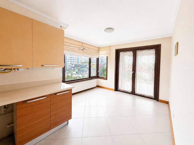 PARK ALİZE KONUTLARI'NDA KİRALIK 200 M2  4+1 DAİRE