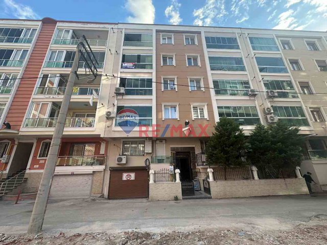 KARŞIYAKA DEDEBAŞI MAHALLESİ'NDE 2+1 KİRALIK DAİRE