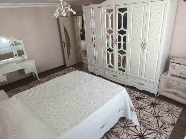 ARNAVUTKÖY’DE GÜNEY CEPHELİ 3+1 | 135 M² BRÜT | SON KAT (3/3) | BALKONLU