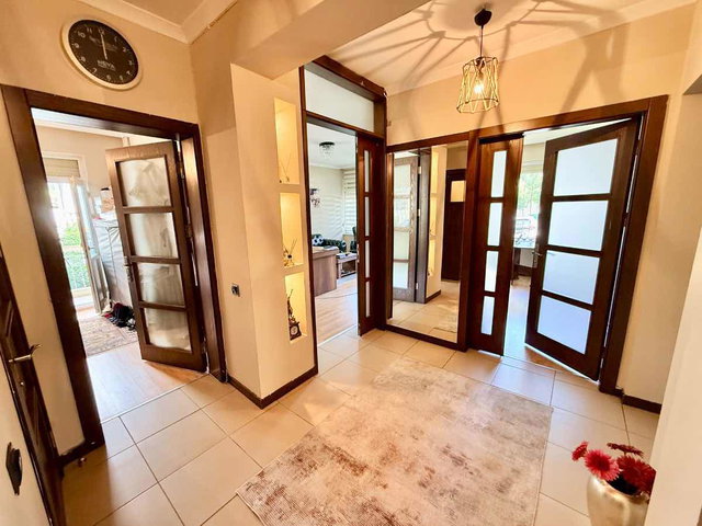 GAZİOSMANPAŞA NENEHATUN CADDESİ ÜZERİ GİRİŞ KAT 3+1 125 M² BRÜT BALKONLU