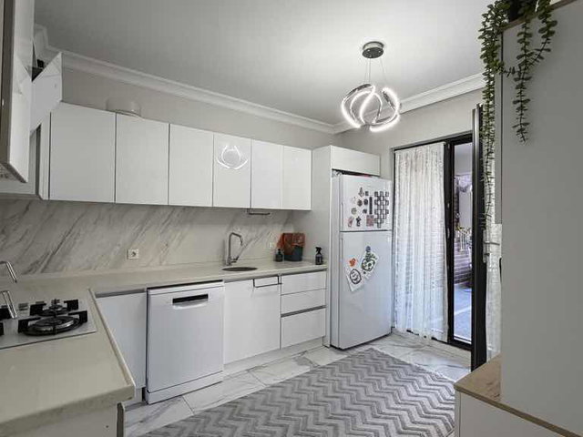 REMAX MAVİDEN SERDİVAN YAZLIKTA SATILIK GENİŞ 3+1 CAM BALKONLU DAİRE