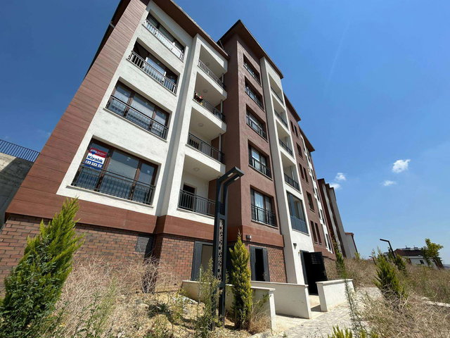 İZMİT SEPETÇİ TOKİ DE YENİ BİNADA FERAH KİRALIK DAİRE