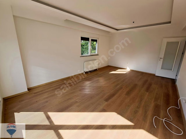 TUZLA POSTANE KİRALIK 3+1 DAİRE