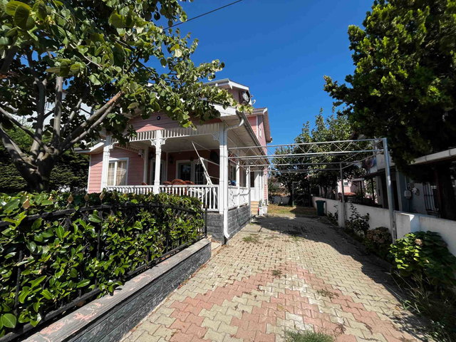 SİLİVRİ MİMAR SİNAN’DA 3+2, 4 CEPHELİ, 353 M² ARSALI VİLLA | DENİZ’E YAKIN, KREDİYE UYGUN