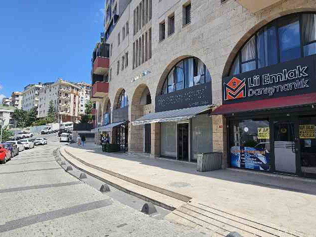 KÜÇÜKÇEKMECE YENİMAHALLEDE KİRALIK 2+1 EŞYALI DAİRE