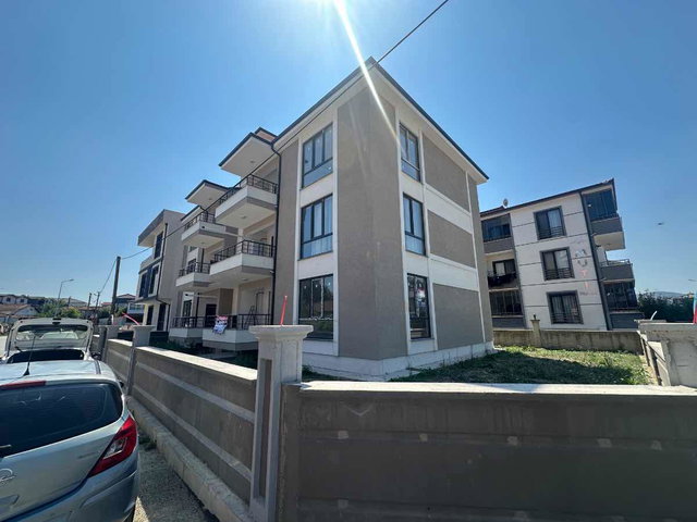 SERDIVAN'DA SATILIK 2+1 SIFIR DAIRE | 94M² NET | YERDEN ISITMA |