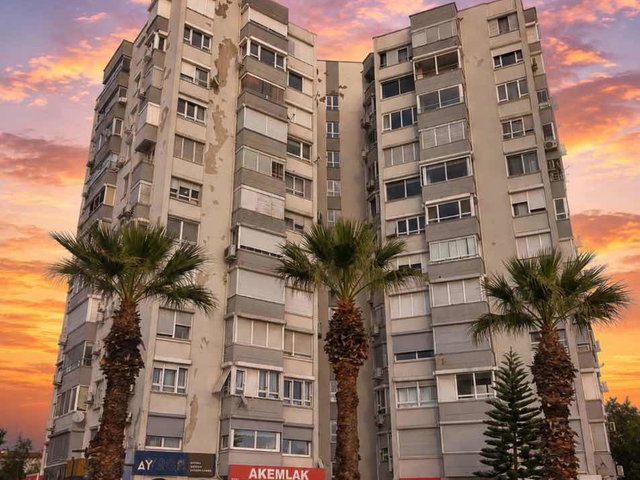 BOSTANLI  DENİZE 150 METRE  ,GENİŞ -YENİLENMİŞ 3+1  KİRALIK  DAİRE