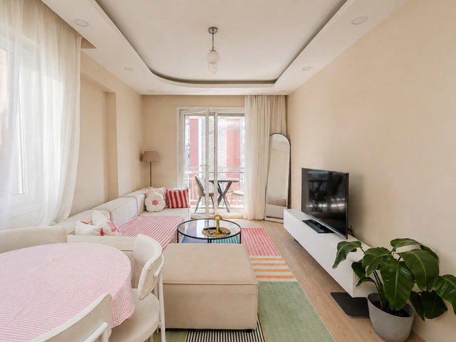 REMAX GELİŞİMDEN ALMİRA RESİDENCE SİTESİNDE 1+1 BÜYÜK M2 DAİRE