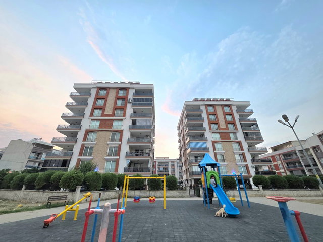 AYDIN ATA MAHALLESİNDE SATILIK 4+1 ARA KAT DAİRE SİTE İÇİNDE DOĞALGAZLI ASANSÖRLÜ