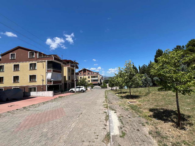 BAŞİSKELE SERDAR MAHALLESİ 3+1 SATILIK DAİRE