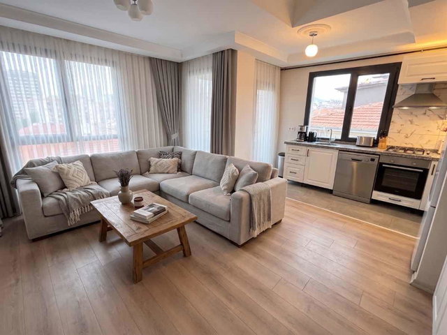 MALTEPE FEYZULLAH’TA MİNİBÜS YOLUNA YAKIN SIFIR 2+1 DUBLEKS 2 BANYO  BALKON