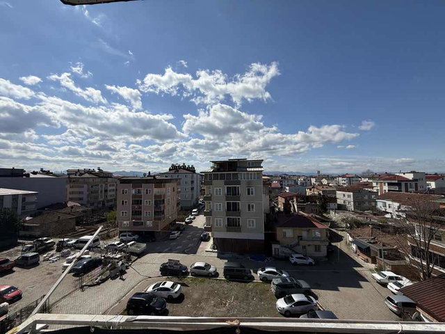 TERME ÇARŞAMBA CADDESİ ASANSÖRLÜ 3+1 SATILIK DAİRE