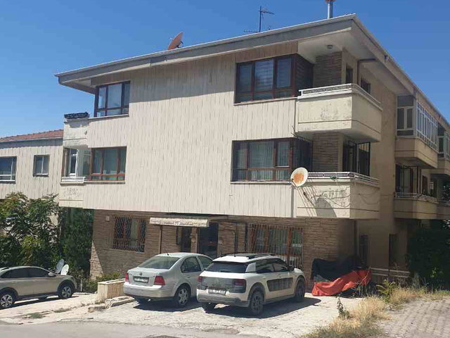 GOP BÜYÜKESAT SEYYAH SOKAK'TA SATILIK 4+1 DAİRE