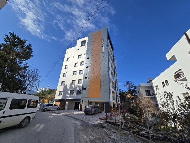 GIRNE MERKEZ’DE YÜKSEK STANDARTLARDA İNŞA EDILMIŞ 2+1 SATILIK DAIRE